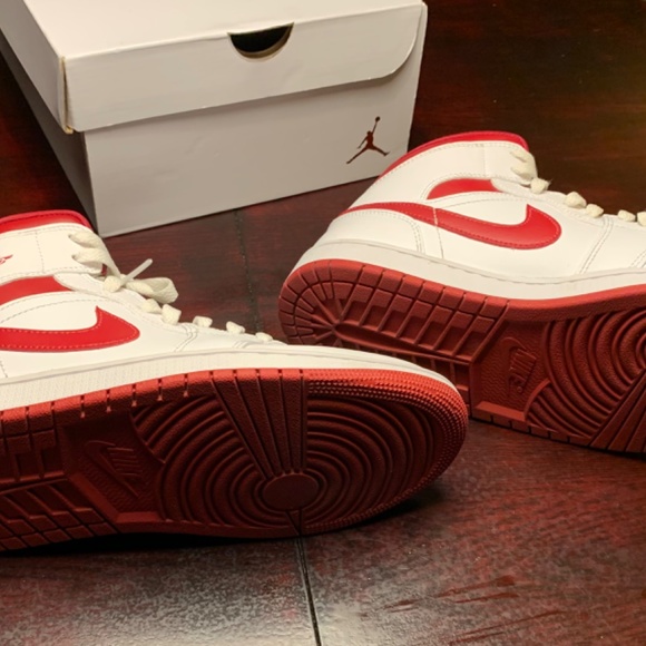 Nike Air Jordan Reverse Chicago - Picture 6 of 7